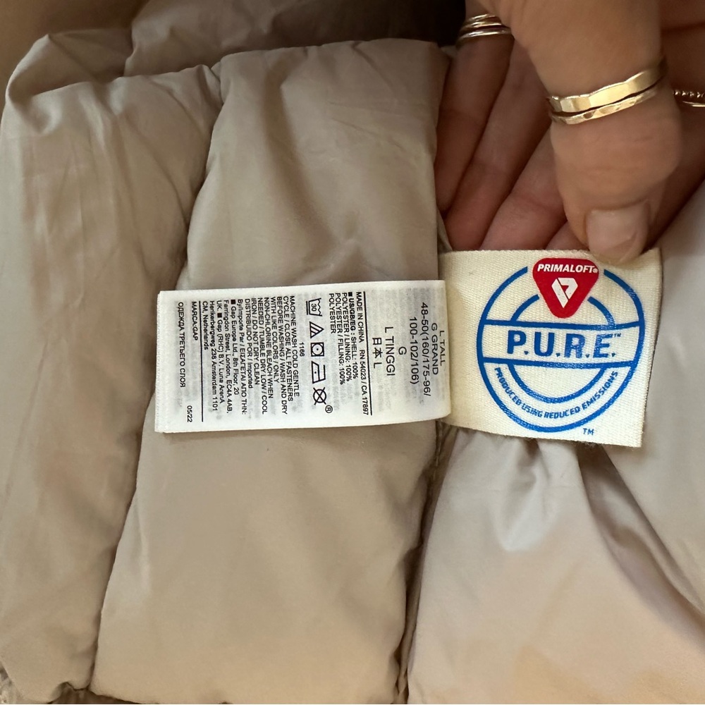 Gap Puffer Jacket - image 5